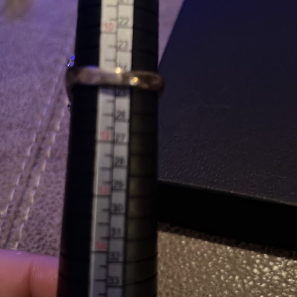 Silver ring size 11 - Picture 3 of 3